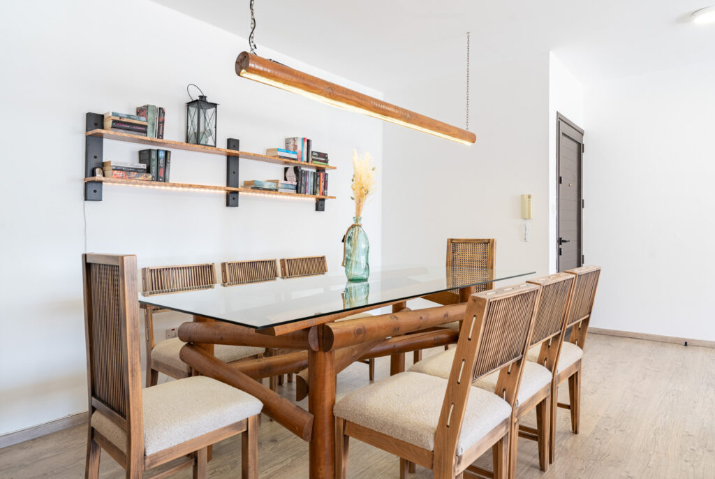 Professional real estate & architectural photography Nicosia Cyprus - Dining room table bespoke